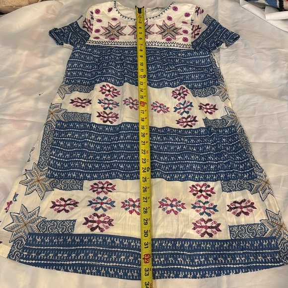 LITTLE‎ WHITE LIES Cornflower Blue Pink Boho Embroidered Stitch Shift Dress - Picture 10 of 11